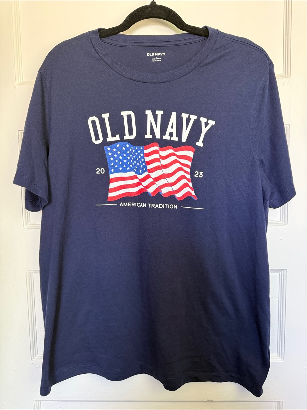 Old Navy Navy Short-Sleeve Tee with Flag Graphic